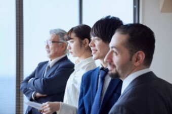 内部監査に従事されている方々の年代について教えて下さい。