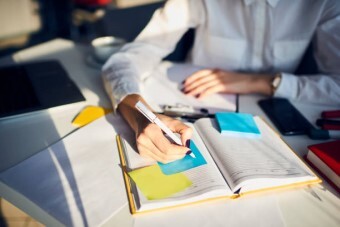 経営企画職で働くにあたり役立つ・スキルはありますか。