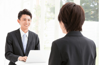 経理職の中途採用面接でよく聞かれる質問は何ですか？