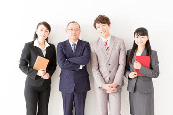 弁護士の転職市場における平均年齢はどれくらいですか？