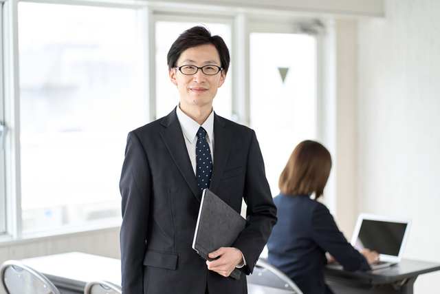 企業内公認会計士、経理から経営企画へのキャリアチェンジが叶った転職成功事例！