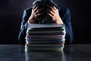 営業を辞めたい…転職を考えたらやるべきこと